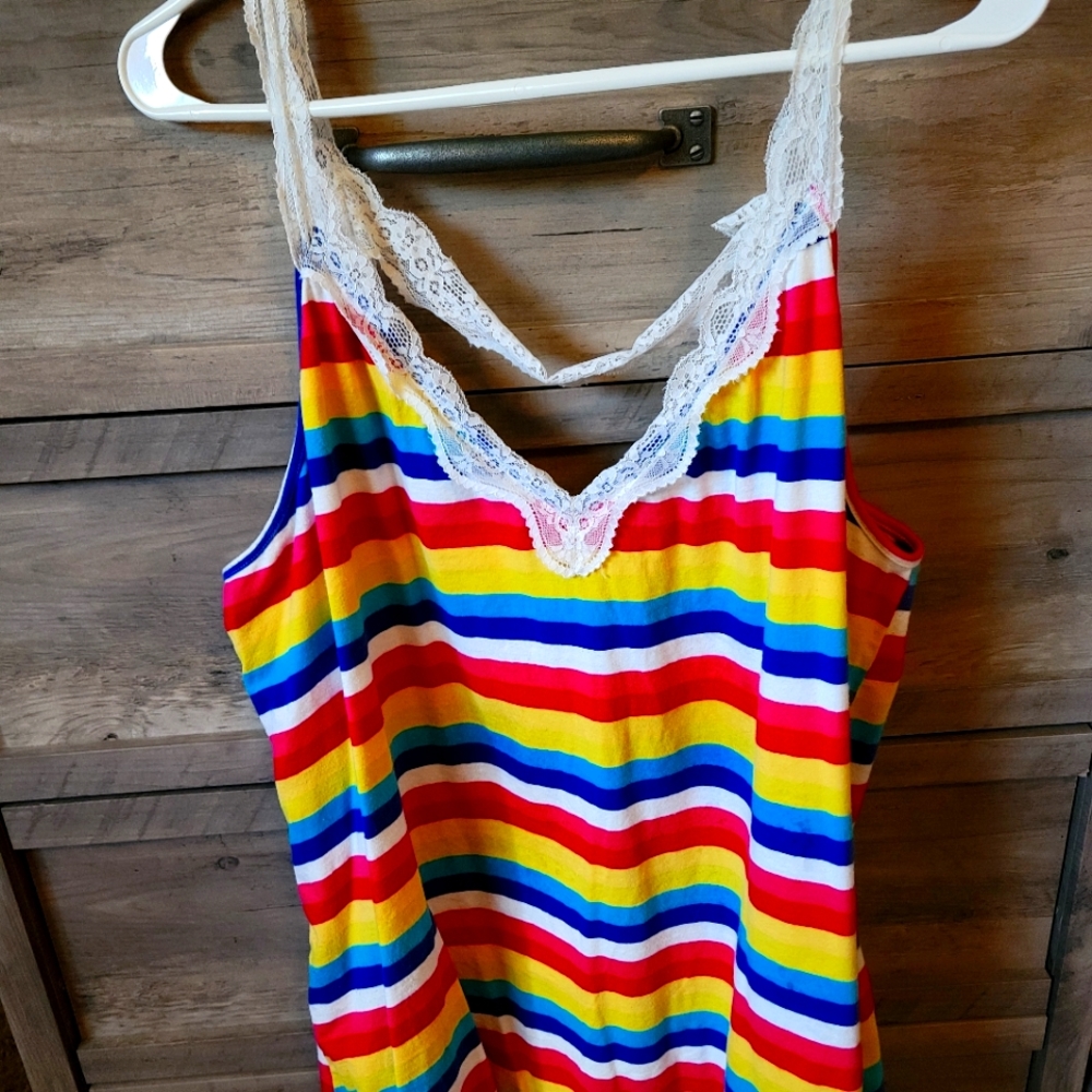 Perfectly Priscilla Colorful Tanktop 2x